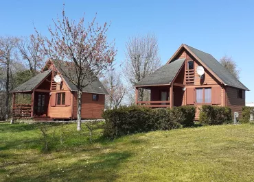 CAMPING LES FALAISES DE TOUSSAINT - TOUSSAINT