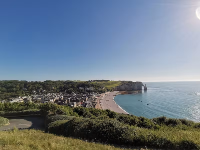 Panorama sur Etretat et ses falaises
