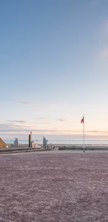 Omaha-Beach-1_EV4-Emmanuel-Berthier.jpg