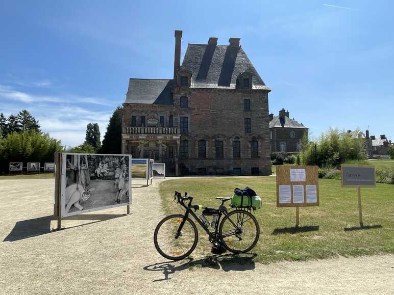 Le château de Ducey